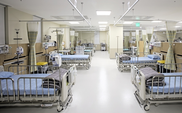 경기도 수원시 화홍병원이 7월부터 중환자실을 신설, 중환자 진료를 강화했다.