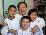한국서 목숨 건진 카자흐스탄 어린이 세 명