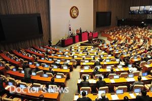 국회, 보건복지부 예산 '63조 1554억원' 의결