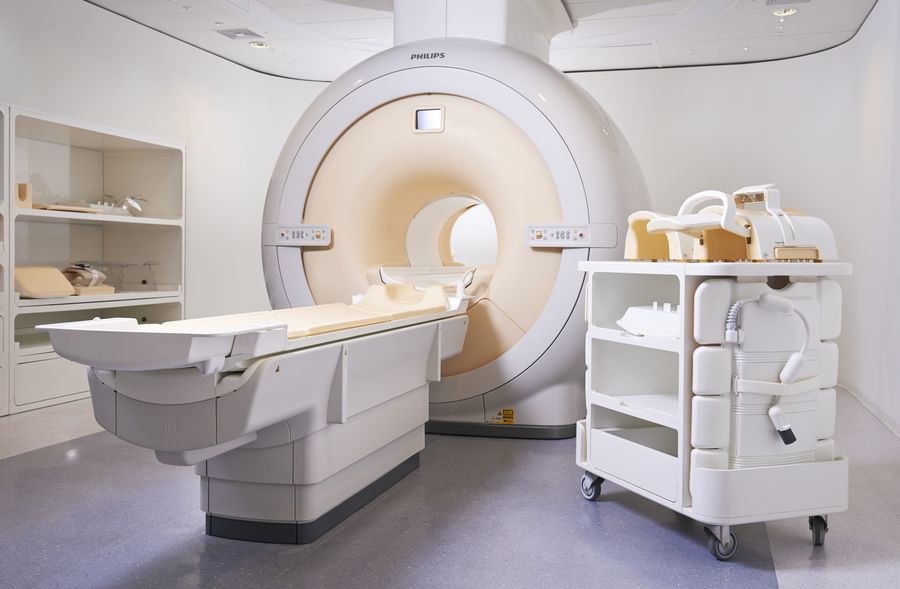 민트병원이 도입한 필립스 MRI 인제니아 CX Q 3.0T 시스템. 우수한 독자기술로 기존보다 향상된 검사속도·영상화질·만족도 높은 검진과정을 구현한다.