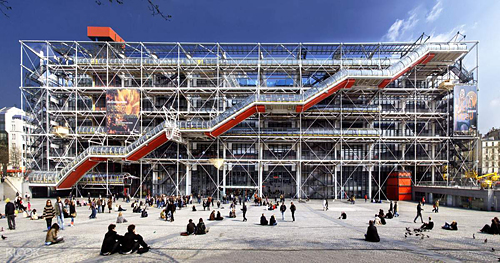 Centre Pompidou / 당시의 젊은 건축가 노만 포스터와 리차드 로저스, 엔지니어 피터라이스가 20세기 예술을 위한 복합문화공간으로 설계했다. 계획당시는 층의 높이도 전시의 목적에 따라 변하는 것이었으나 실현되지는 못했다.ⓒ의협신문