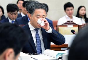 "추나요법 급여화 결사반대"…박능후 장관 사퇴 요구