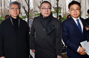 포토뉴스 경찰, 의협 비상대책위원회 집행부 3명 줄소환